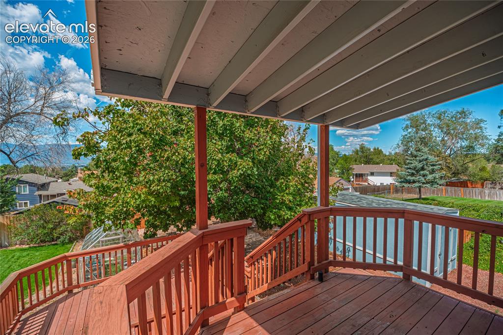 Image 41 of 46: Deck