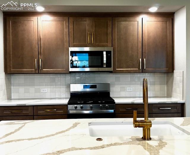 Image 3 of 14: Kitchen