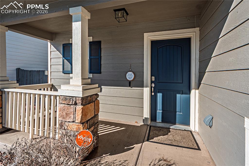 Image 4 of 26: Entry