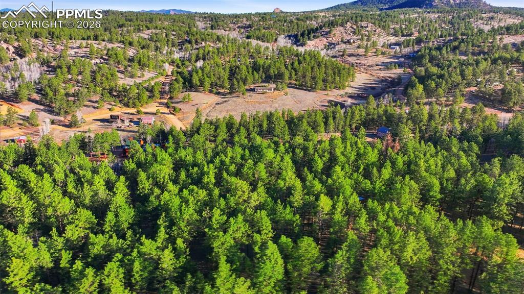 Image 40 of 45: FHOA Warming Hut & Lake - Community