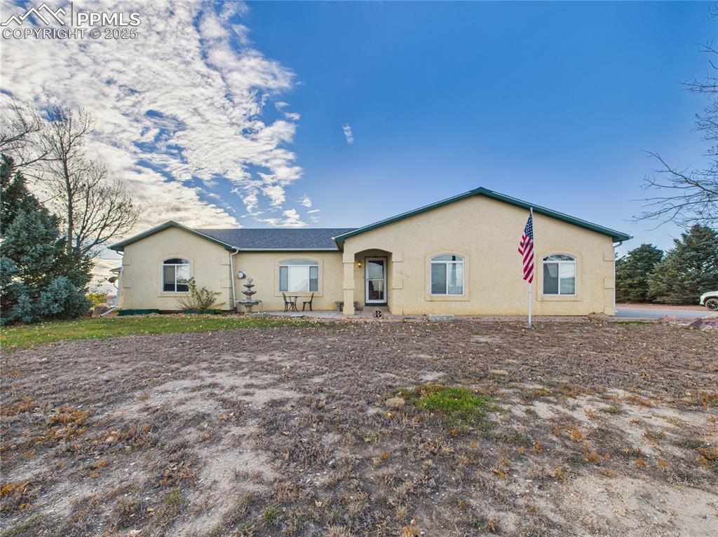 Image 2 of 40: Front of Structure