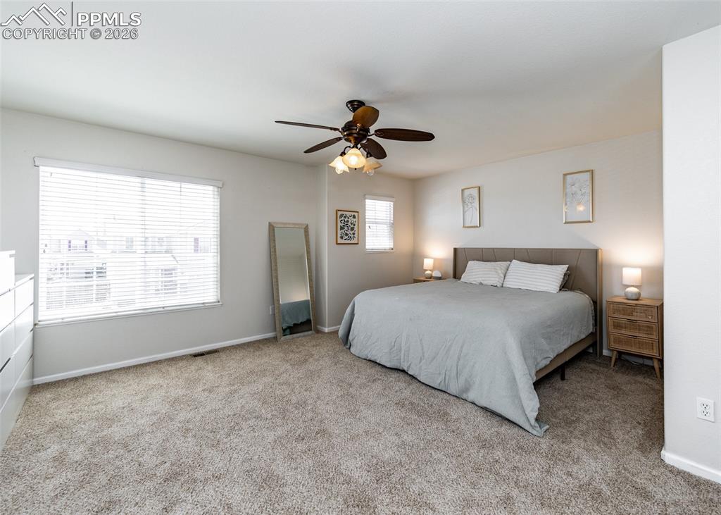 Image 20 of 40: Bedroom