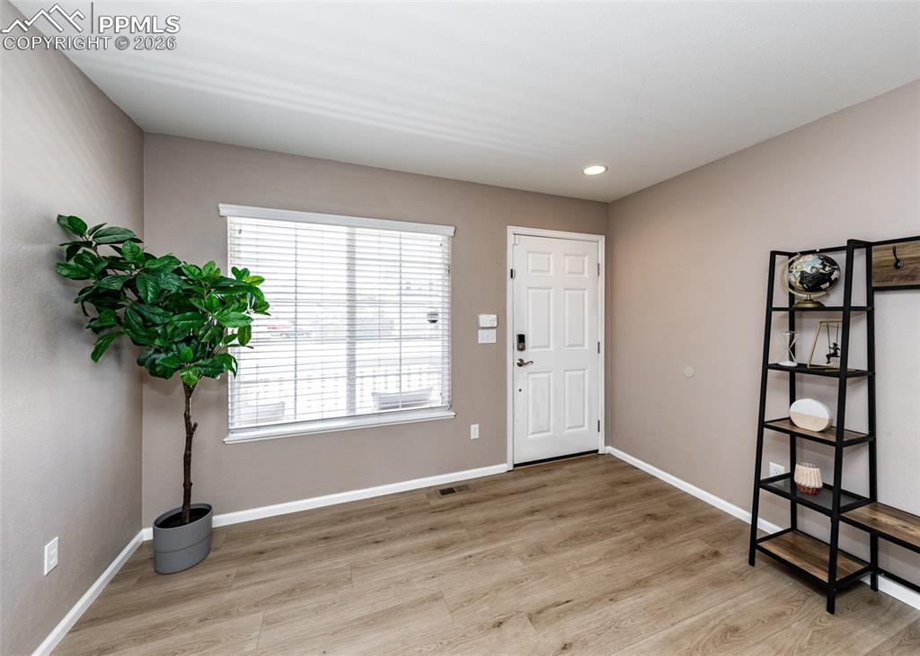 Image 3 of 40: Entry