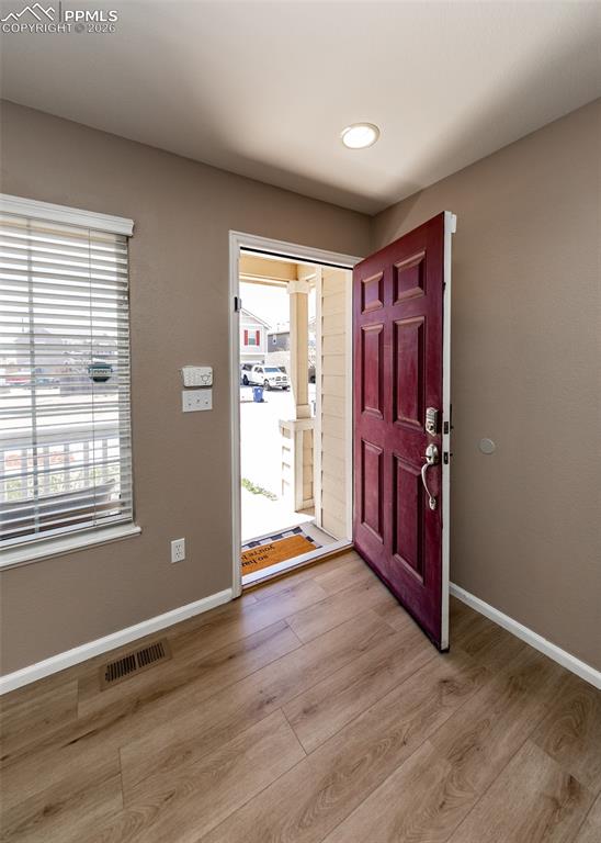 Image 4 of 40: Entry