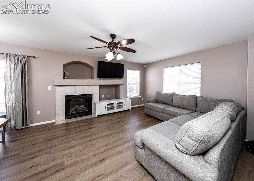 Image 9 of 40: Living Room