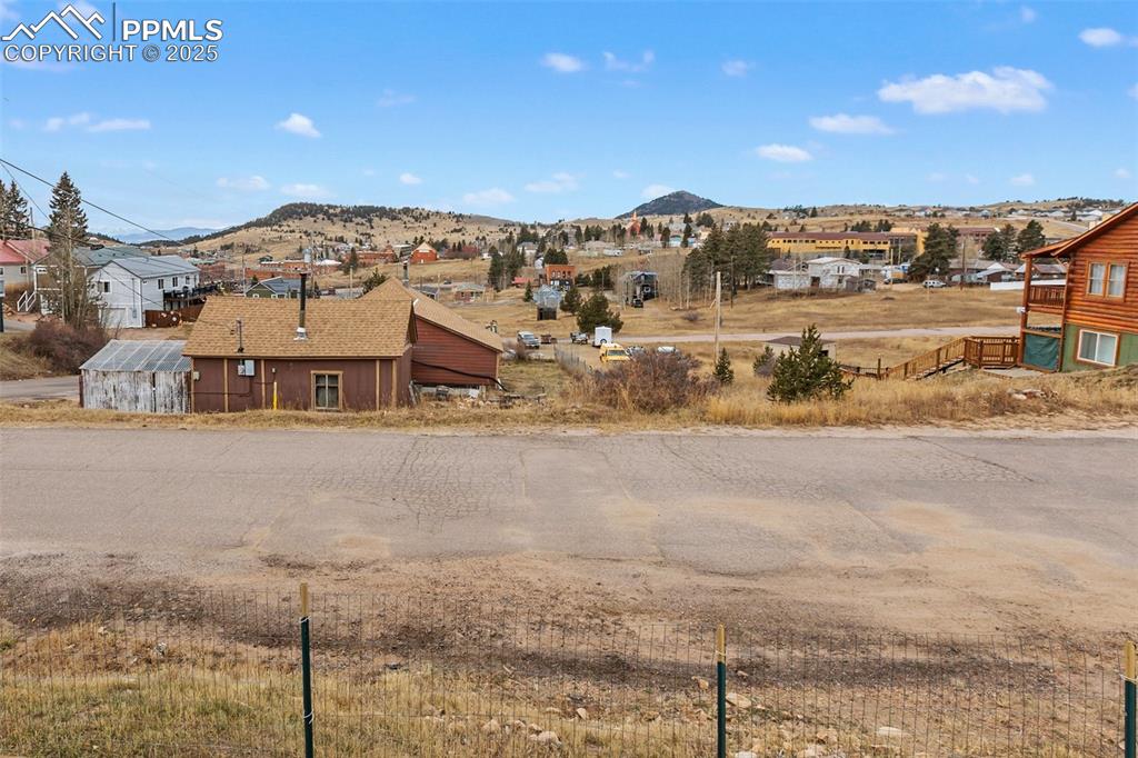 Image 18 of 23: View