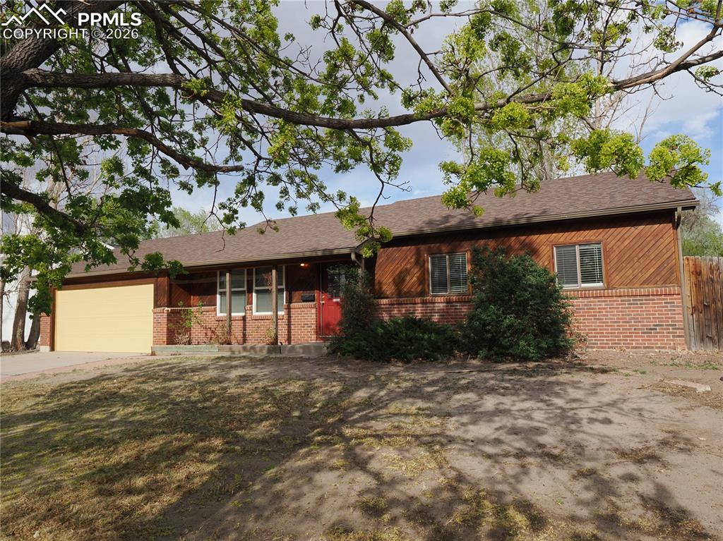 Image 31 of 31: Front of Structure