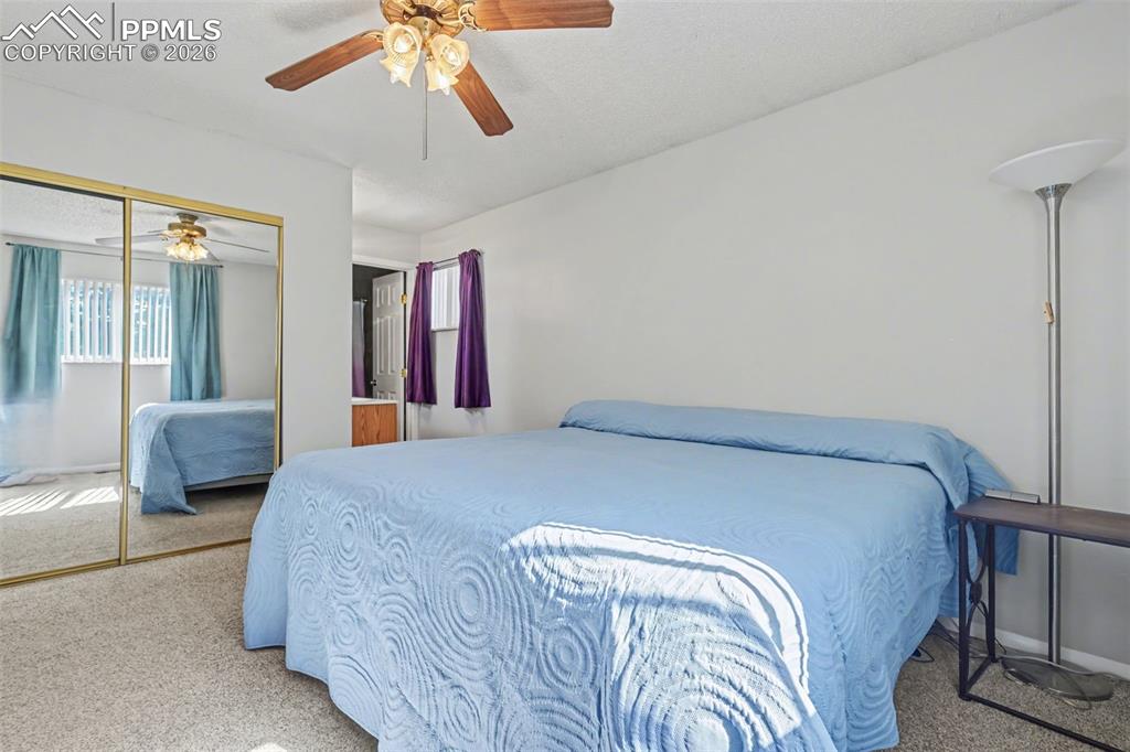 Image 13 of 33: Bedroom