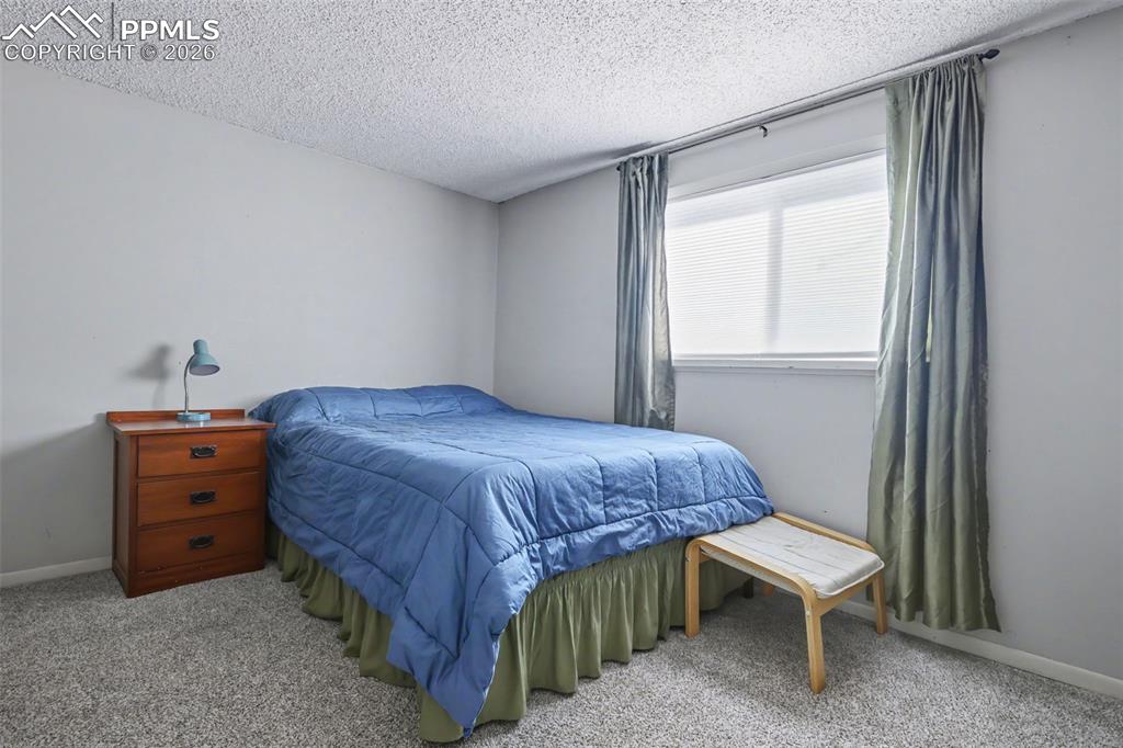 Image 22 of 33: Bedroom