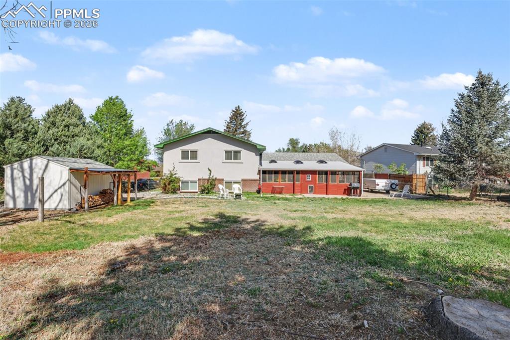 Image 30 of 33: Back of Structure