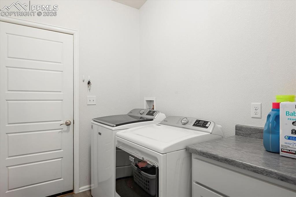 Image 12 of 36: Laundry