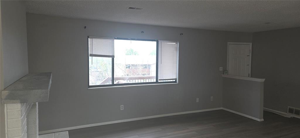 Image 11 of 12: Other