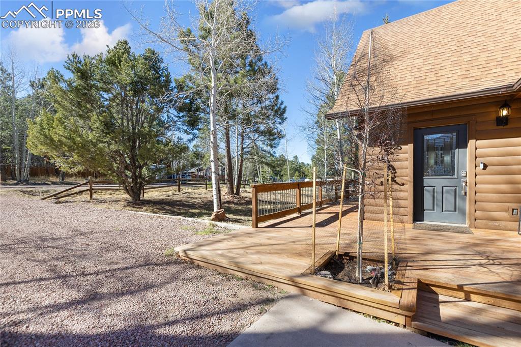 Image 44 of 50: Entrance is flat for convince while entering and exiting with gorgeous wrap