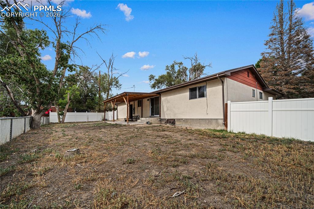 Image 24 of 29: Back of Structure