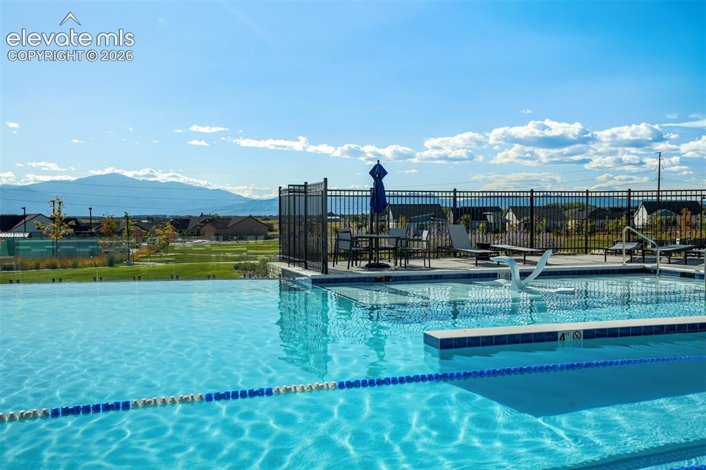 Image 45 of 50: Pool