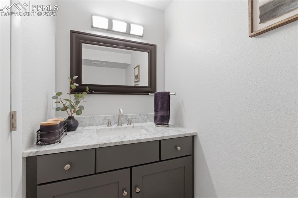 Image 31 of 50: Updated Bath