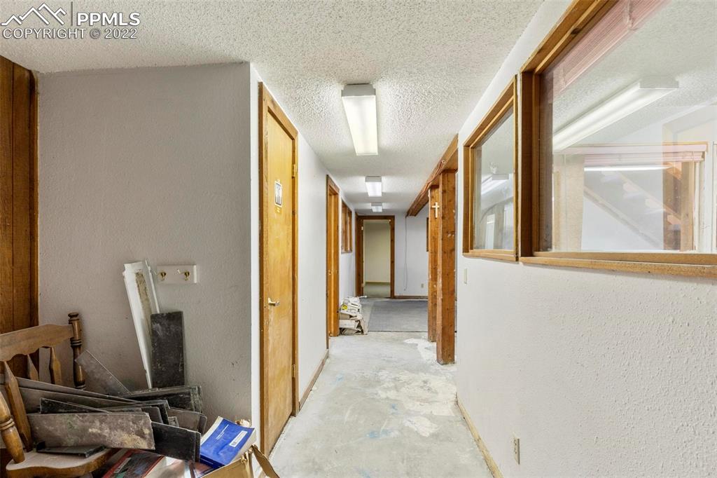 Listing 8640223, Image 23 of 30