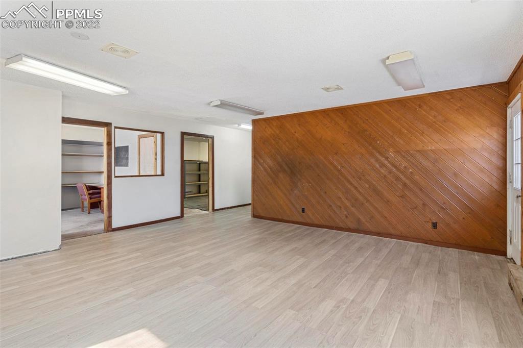Listing 8640223, Image 7 of 30
