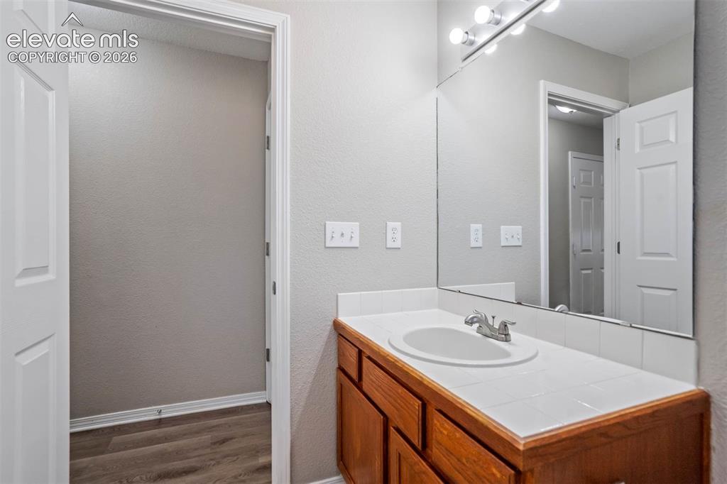 Image 13 of 41: Bathroom
