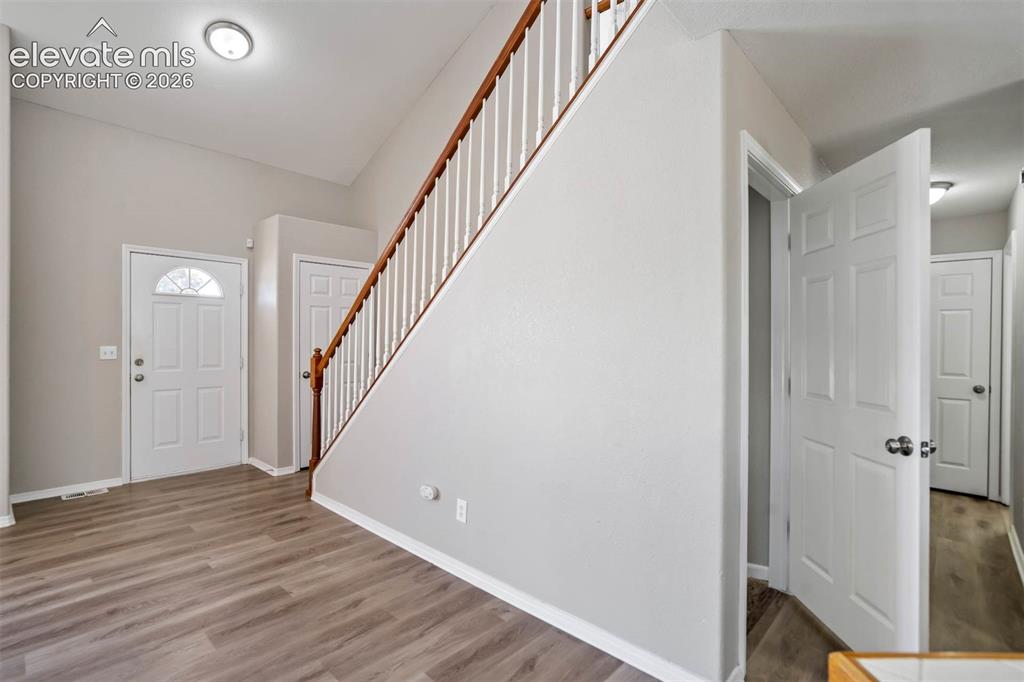 Image 6 of 41: Entry
