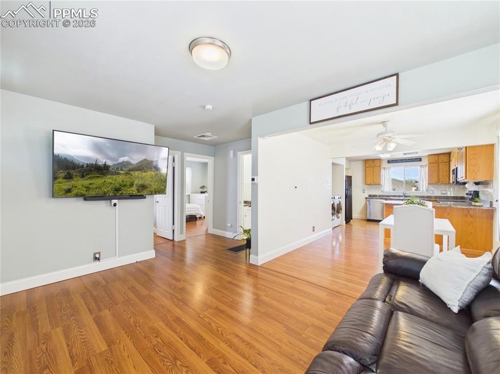 Image 6 of 40: Living Room