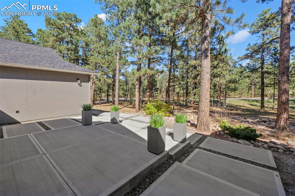 Image 13 of 45: Patio