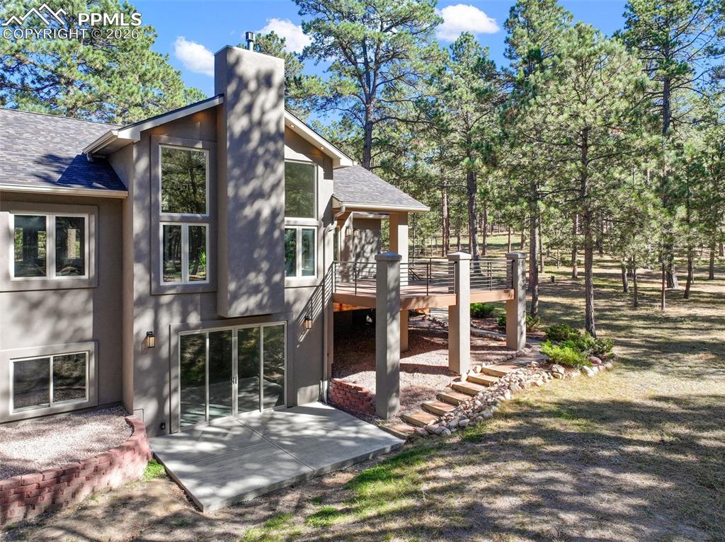 Image 39 of 45: Back of Structure