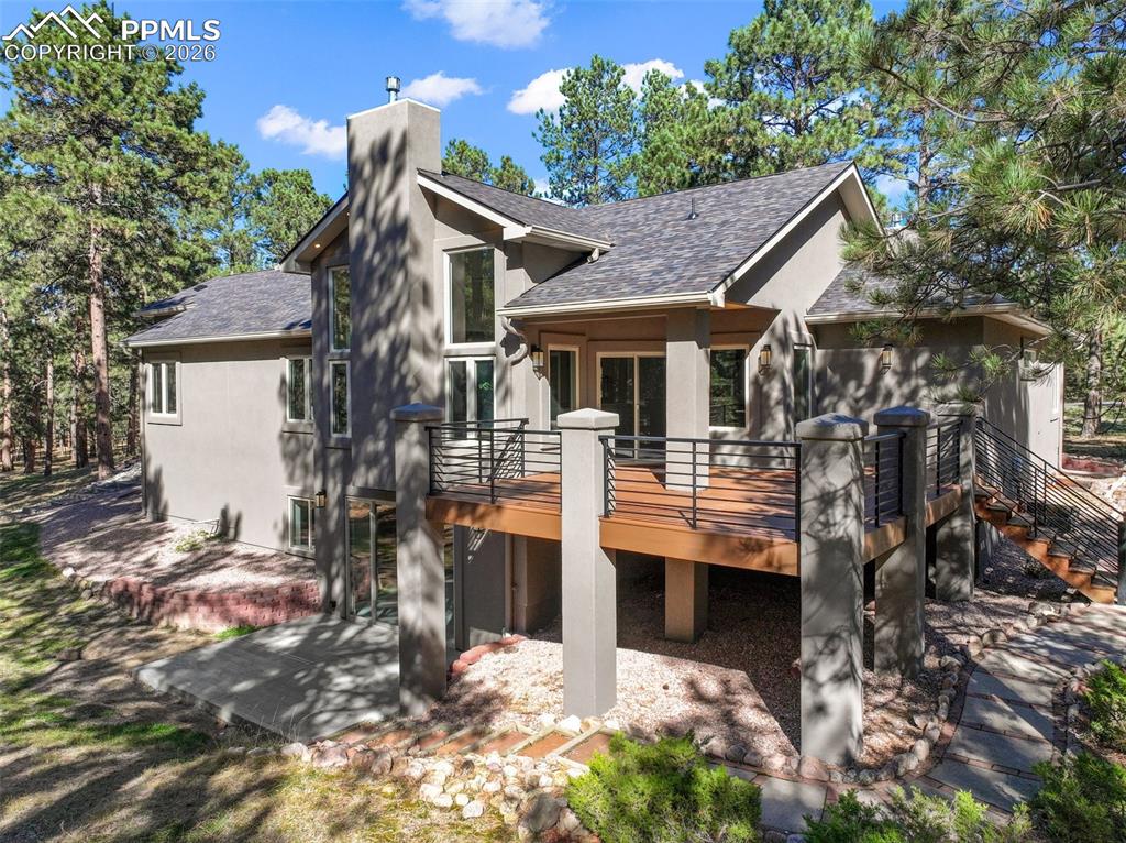 Image 40 of 45: Back of Structure