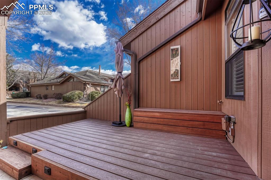 Image 10 of 42: Deck