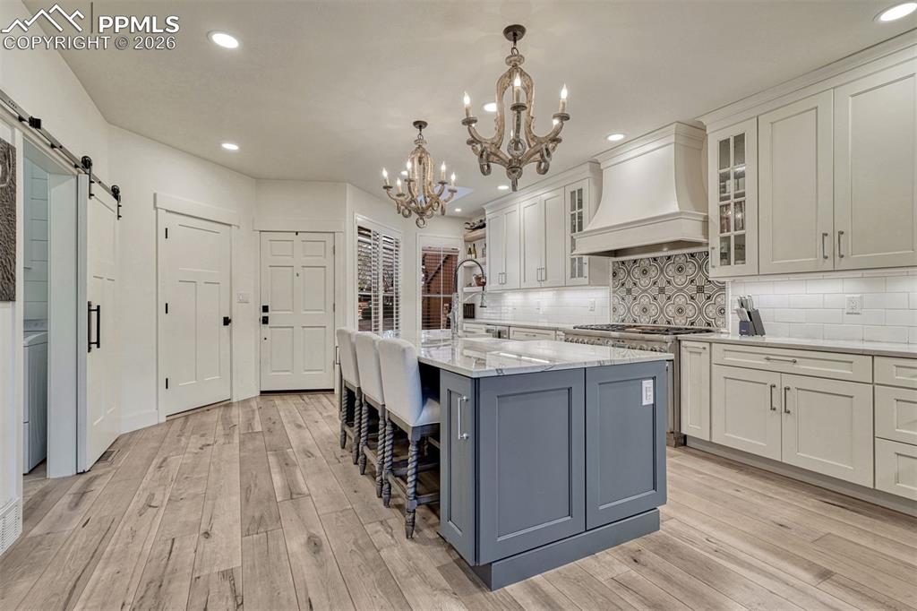 Image 13 of 42: Kitchen