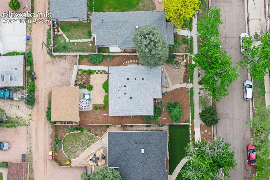 Image 23 of 27: Property lot view