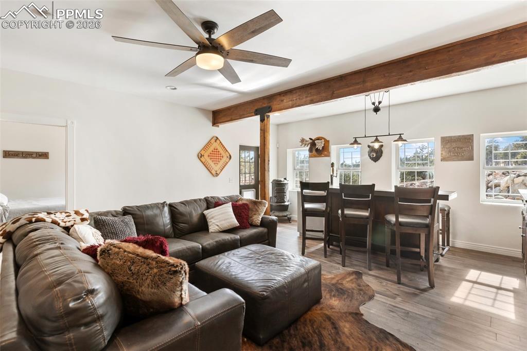 Image 26 of 50: Family room