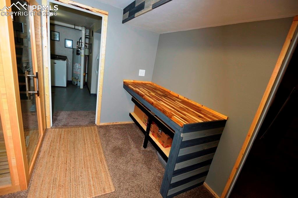 Image 15 of 41: small office or play area