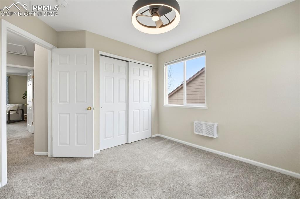 Image 25 of 42: Bedroom