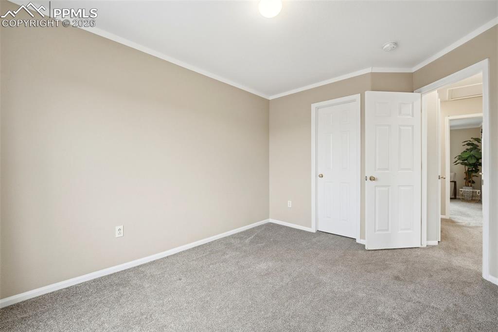 Image 29 of 42: Bedroom