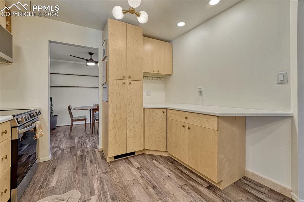 Image 12 of 34: Kitchen