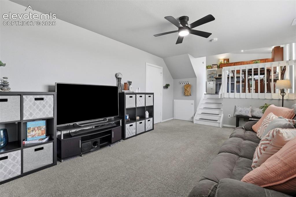 Image 13 of 30: Family Room