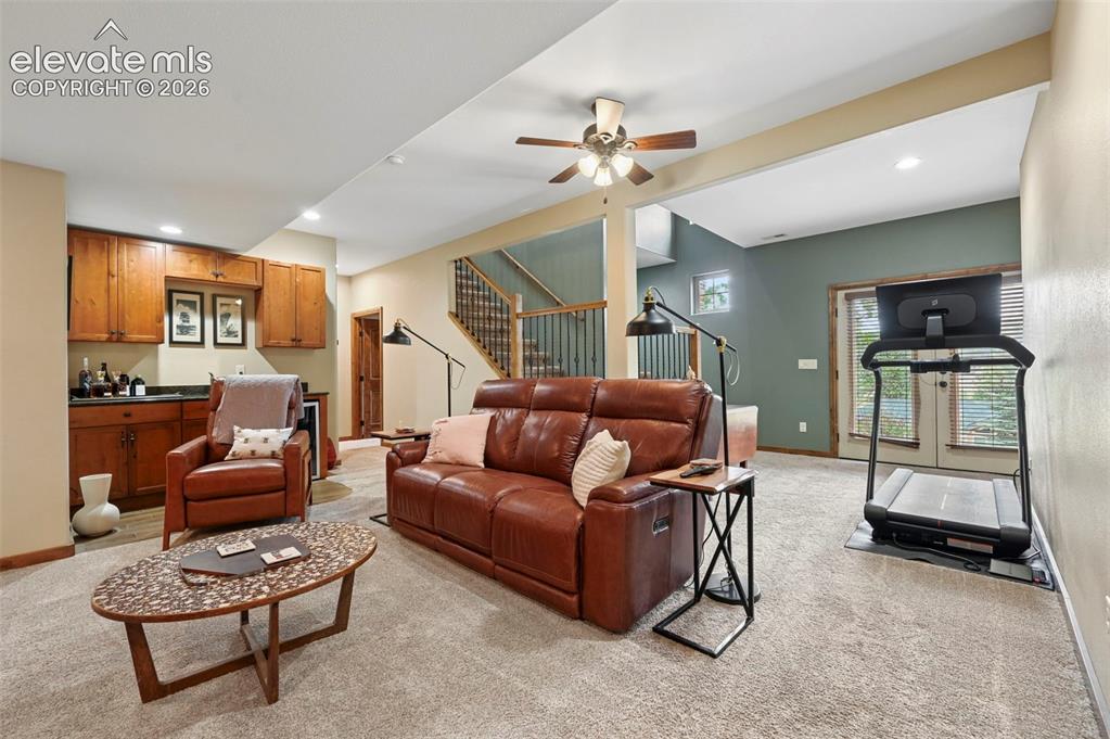 Image 5 of 48: Family Room