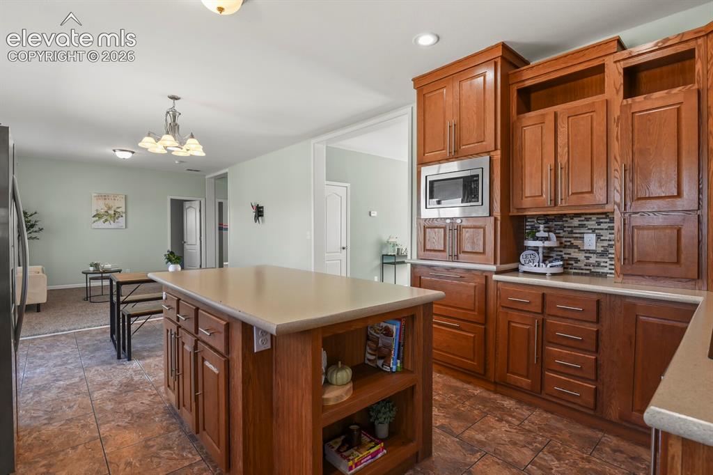 Image 11 of 44: Kitchen