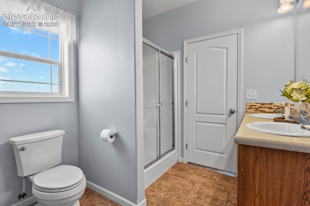 Image 22 of 44: Master Bathroom