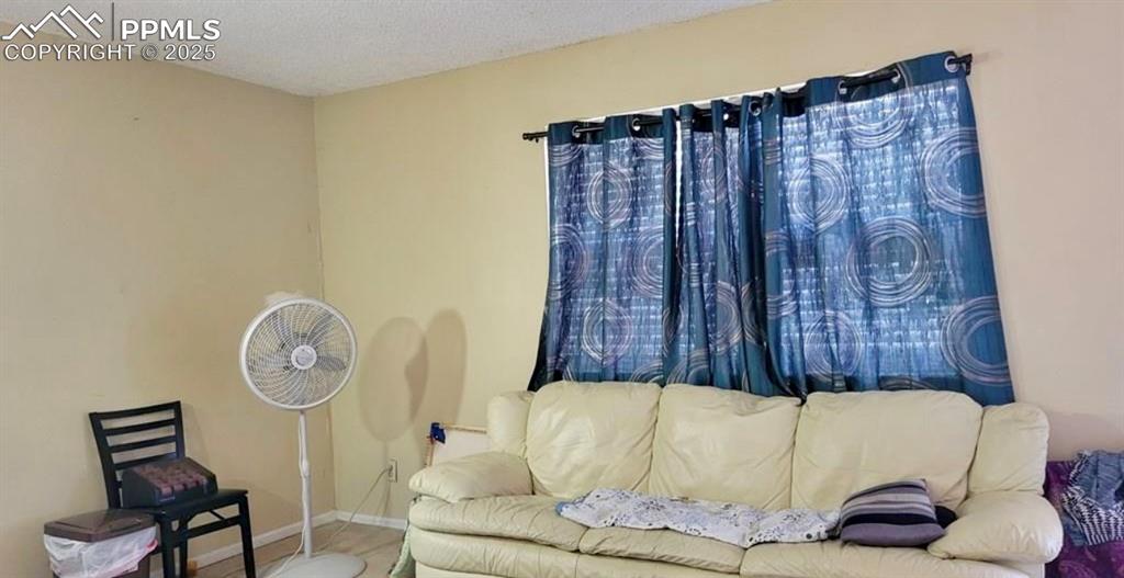 Image 9 of 13: Living Room