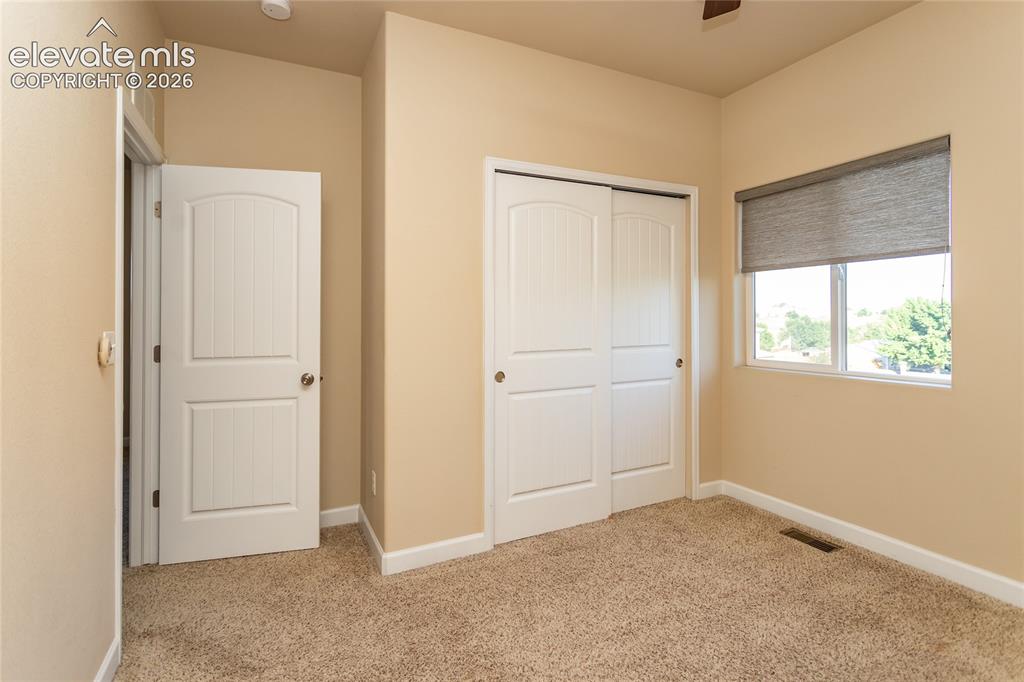 Image 29 of 46: Bedroom