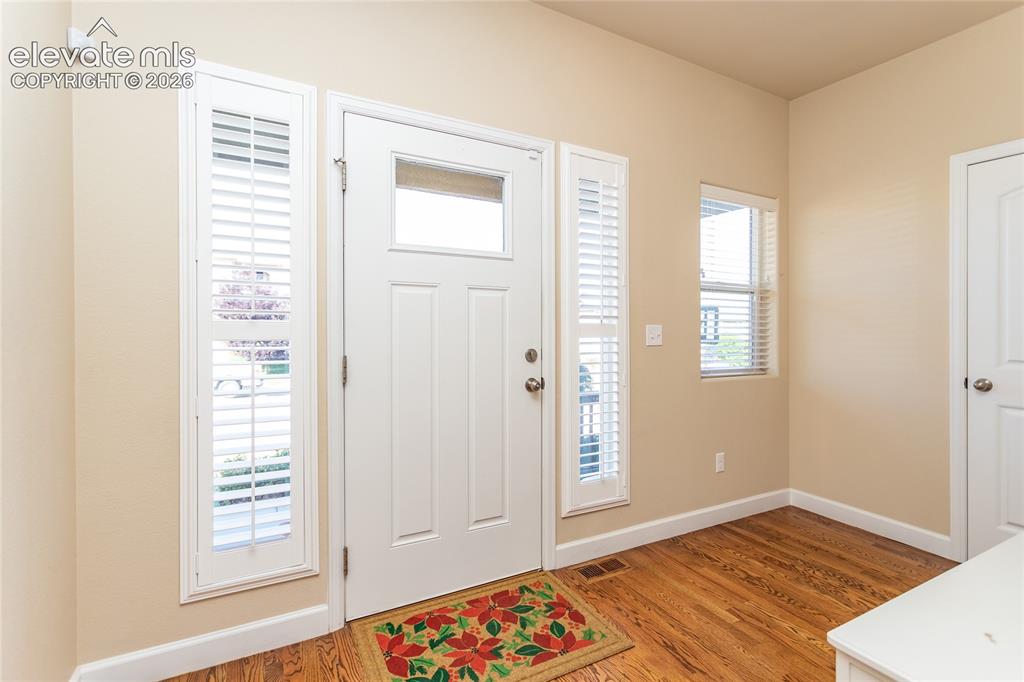 Image 4 of 46: Entrance Foyer