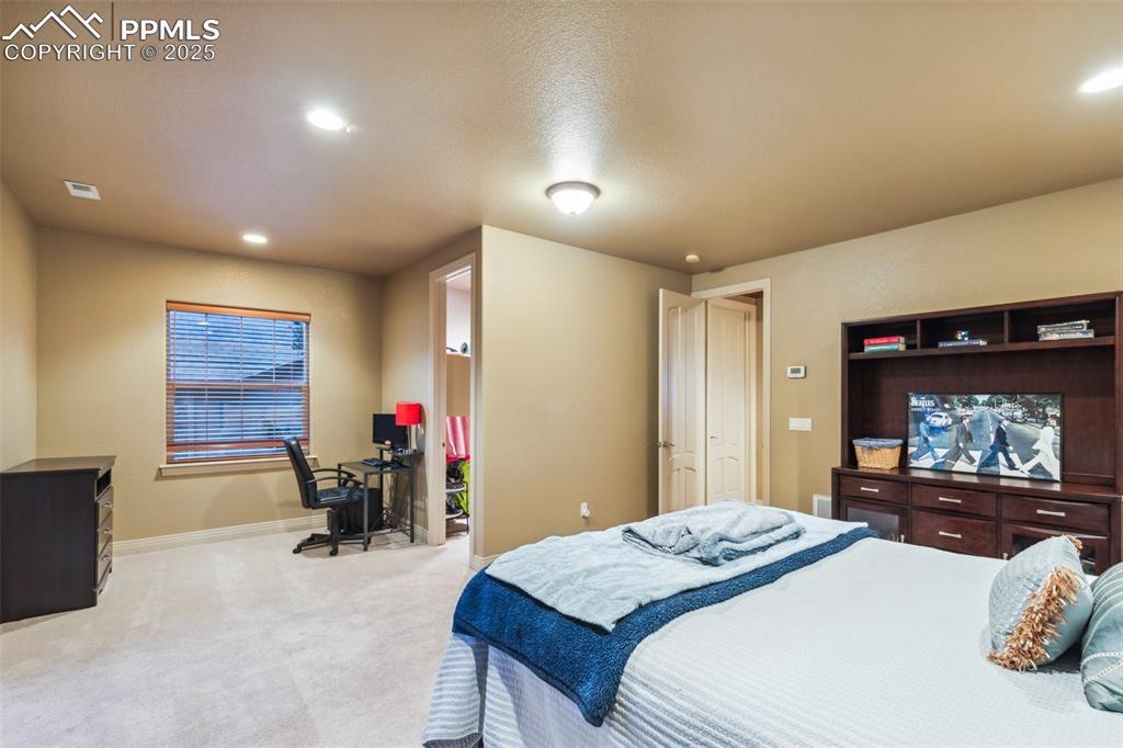 Image 42 of 47: Bedroom