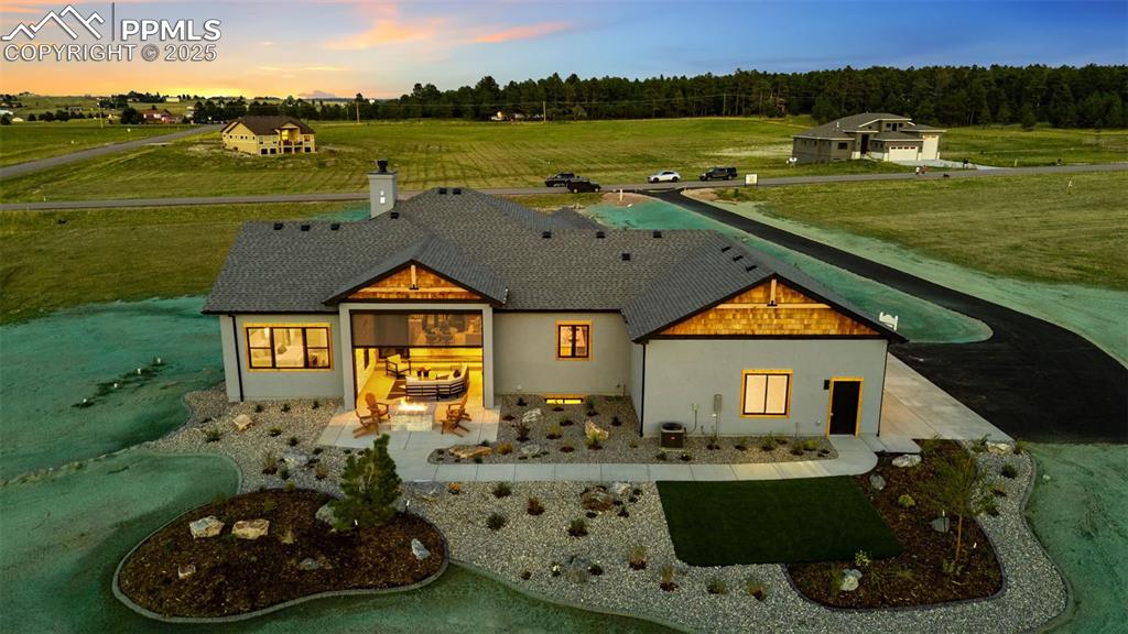 Image 49 of 50: Back of Structure