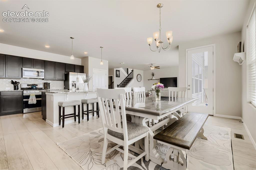 Image 10 of 48: Dining Area