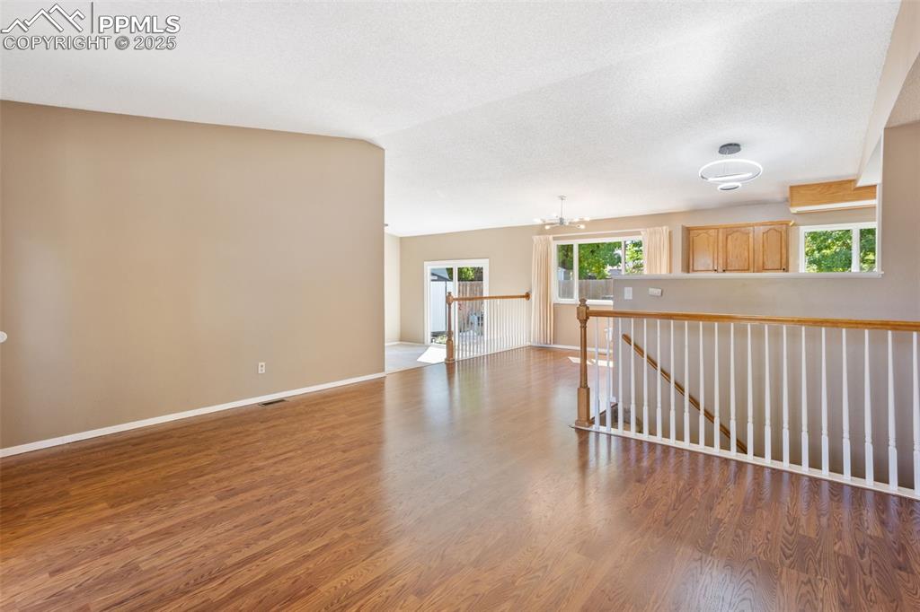 Image 5 of 35: Living Room