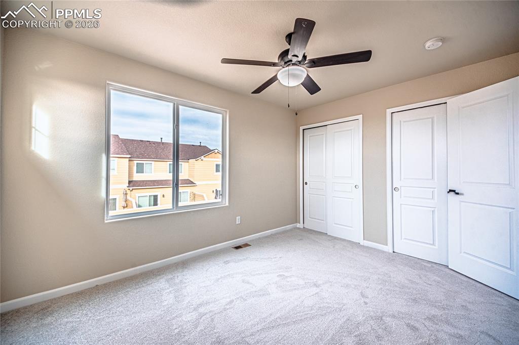 Image 33 of 36: Bedroom