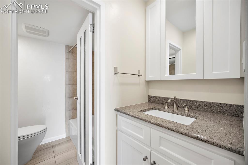 Image 12 of 41: Sink Between Bathroom and Primary