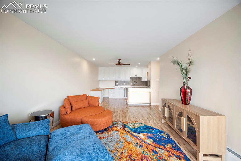 Image 19 of 41: Living Room